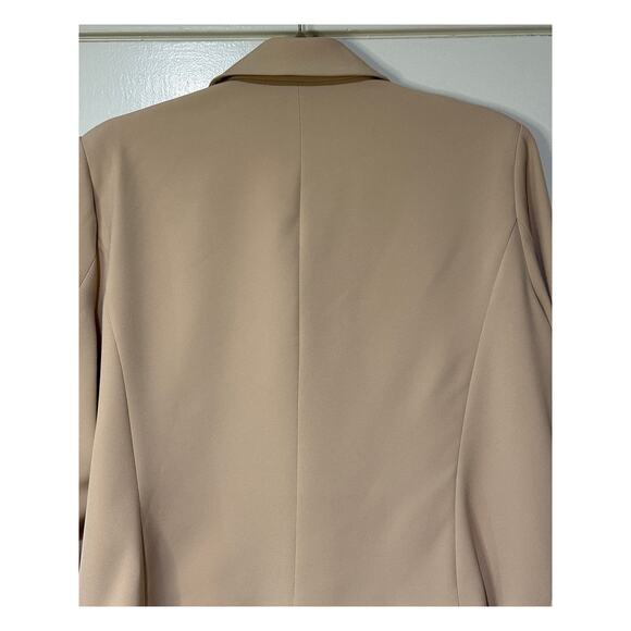 Generation Love Penn Crepe Cropped Blazer Latte Size XXL NWT - Picture 9 of 13